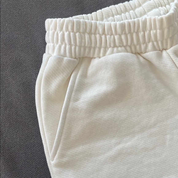 Off-White Sweatpants - Picture 4 of 4